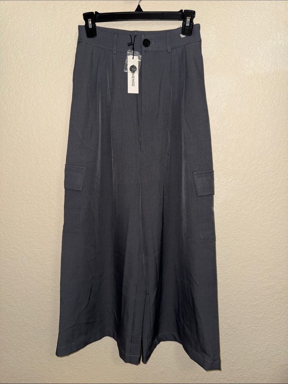 C•MENSE Charcoal Gray Wide Leg Cargo Pants XS NWT High Rise Pleated